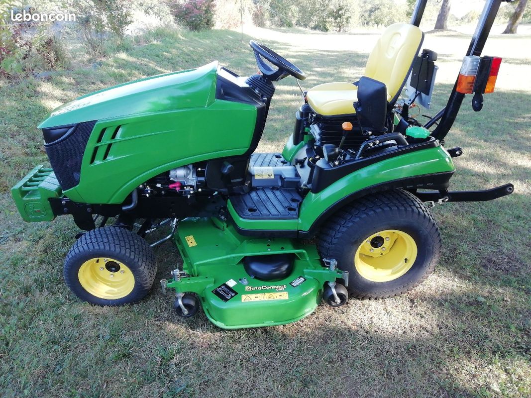 Tracteur John deere 1026r (image 1)