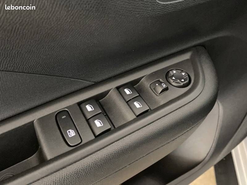Opel Frontera Electric 113 ch Batterie 44 kWh Edition (image 9)
