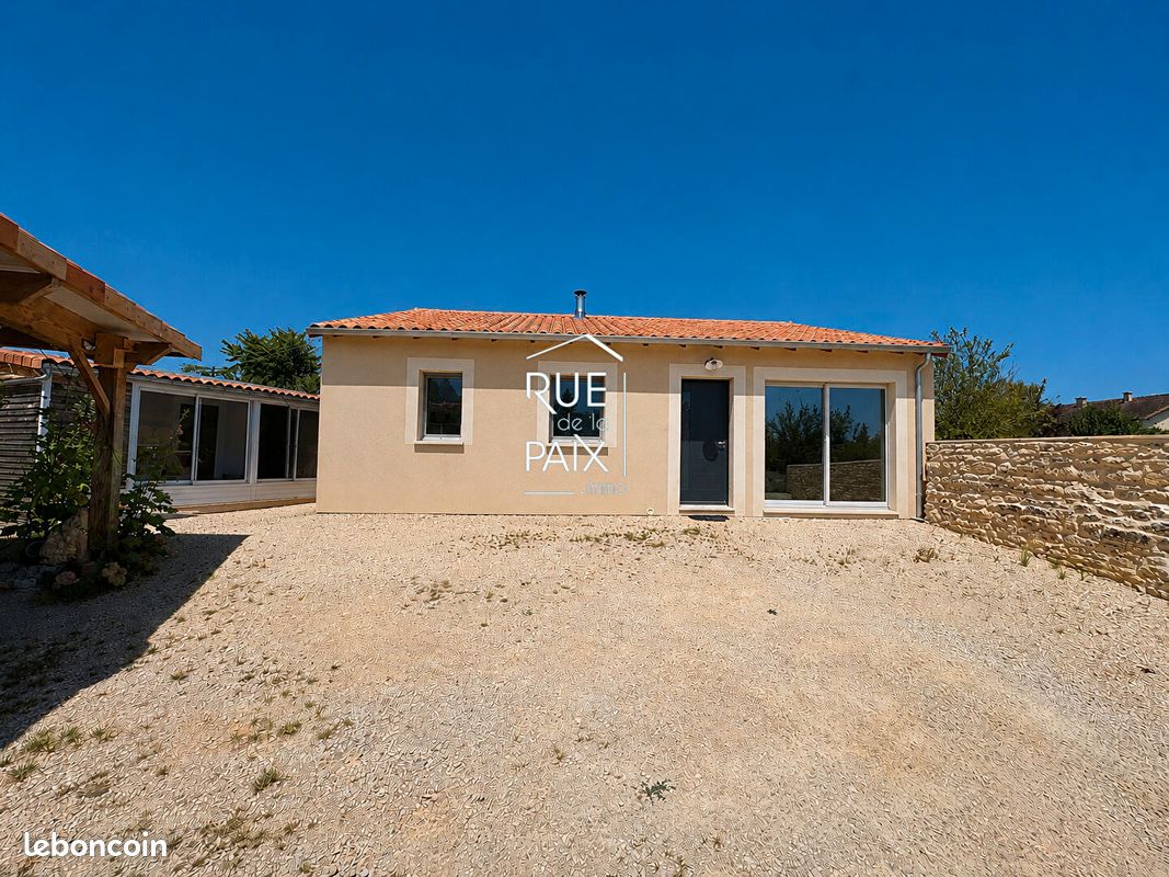 Maison 3 pièces 83 m² · à Vouillé · 83 m² · 220 000 €