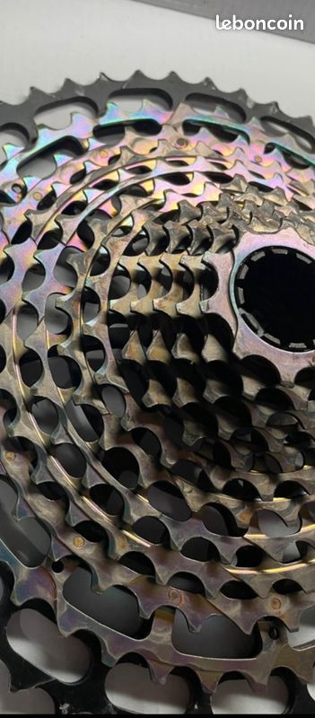 Cassette Vélo CSMX9X 11 Vitesses 10-46t Argent Métallisé - Compatible Boîtier SRAM XD - Neuf