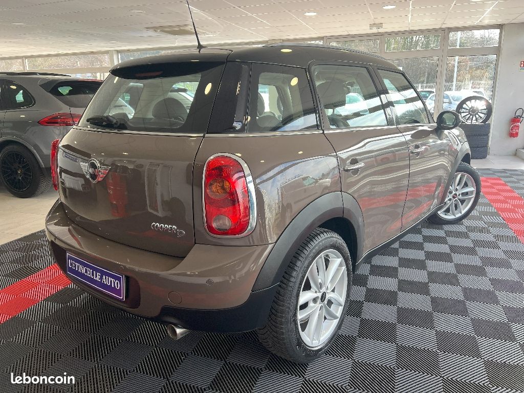Mini Countryman R60 112 ch ALL4 Cooper Pack Chili (image 2)