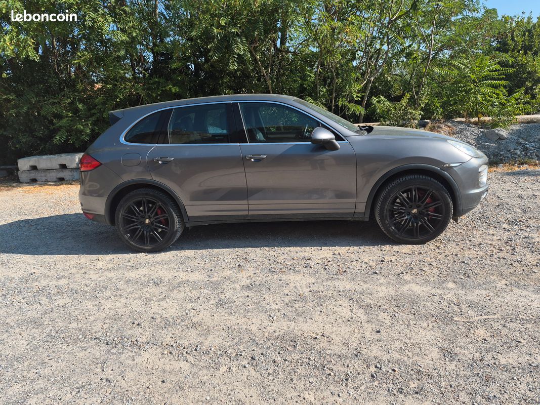 Porsche cayenne turbo (image 1)