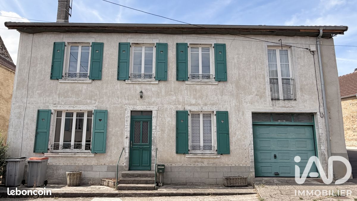Maison 7 pièces 195 m² · à Champsevraine · 195 m² · 95 000 €