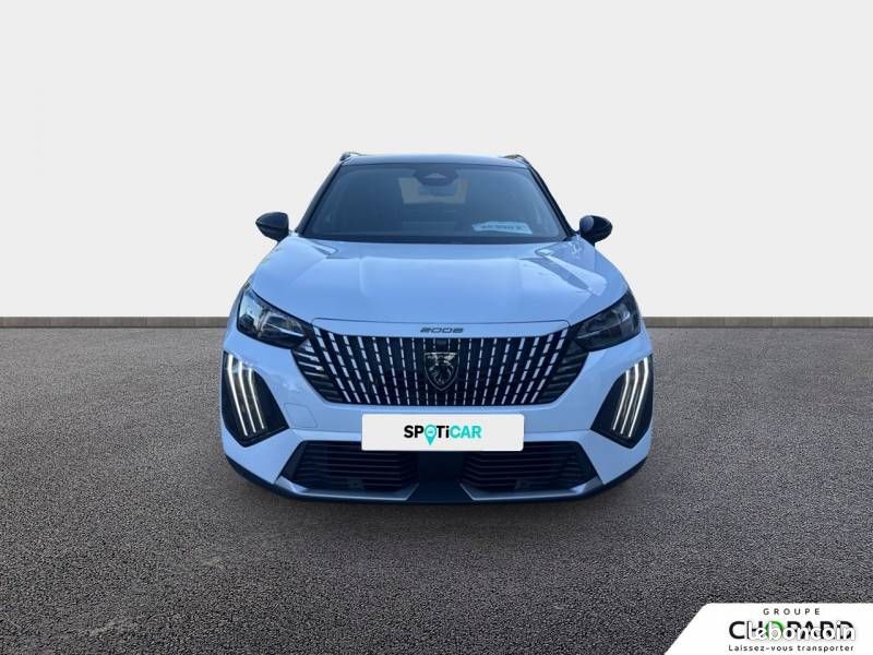 Peugeot 2008 Hybrid 145 e-DCS6 GT Exclusive (image 4)