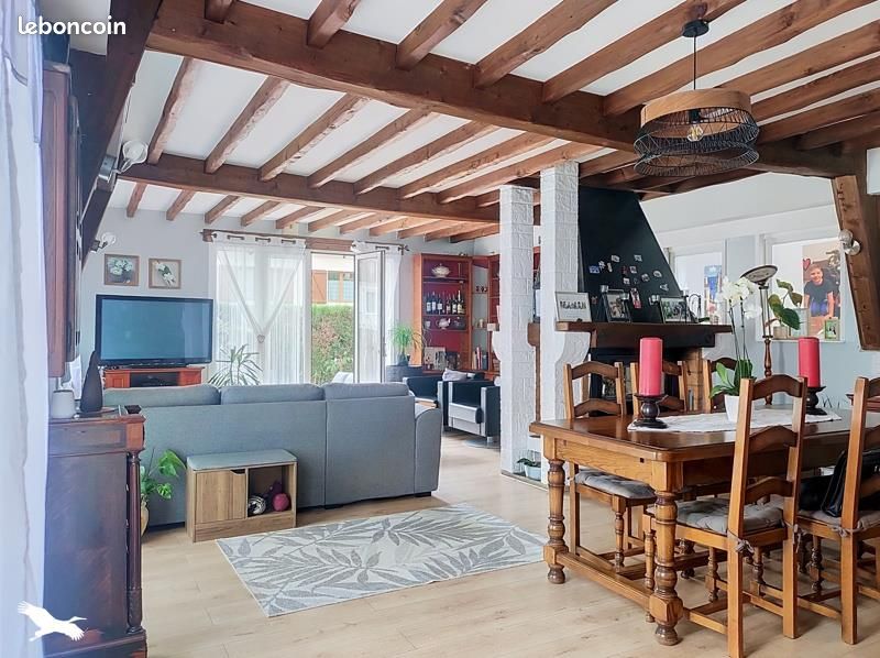 Maison 7 pièces 143 m² · à Bois-d'Arcy · 143 m² · 437 000 €