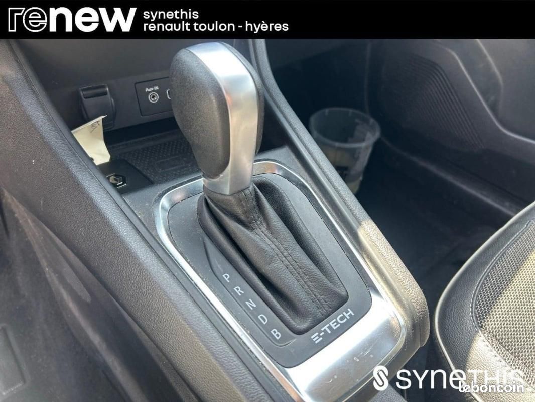 Renault Captur E-Tech full hybrid 145 Techno fast track (image 28)