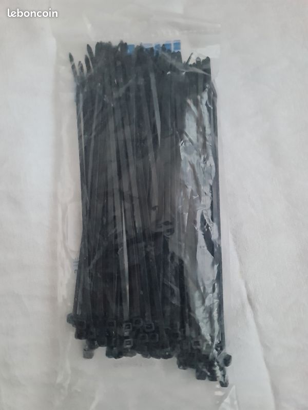 100 colliers cablage noir 200×3.6mm (image 3)