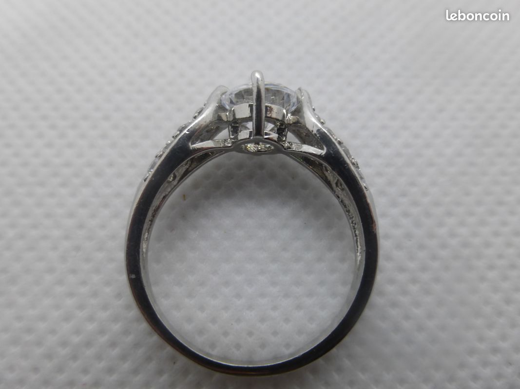 Bague neuve fantaisie métal et strass blanc 3,14gr t.56 (image 6)