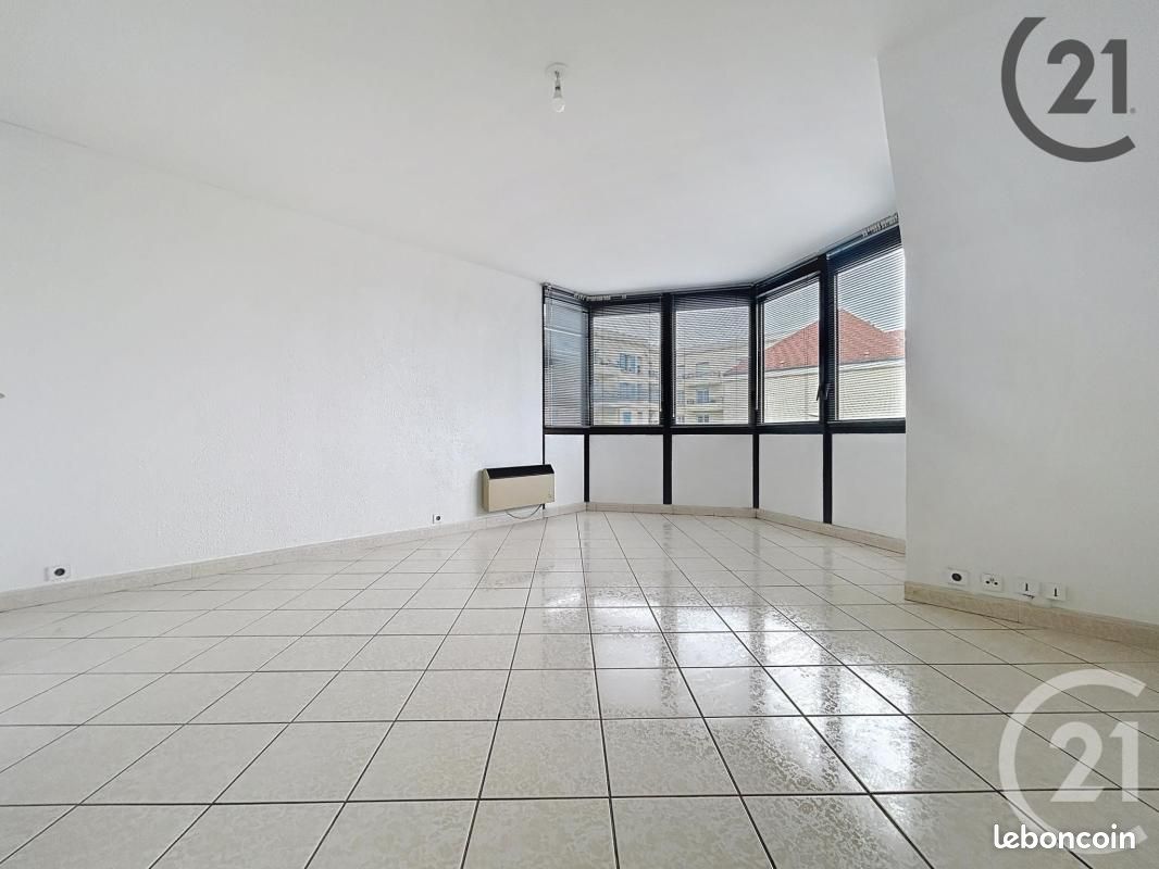Appartement 3 pièces 84 m² · à Montereau-Fault-Yonne · 84 m² · 149 000 €