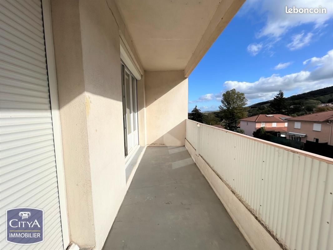 Appartement 3 pièces 59 m² · à Saint-Étienne · 59 m² · 59 000 €