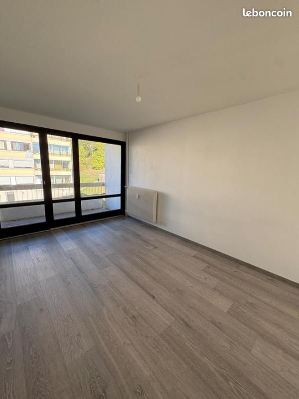 Appartement 3 pièces 58 m² · à Villers-le-Lac · 58 m² · 926 €/mois