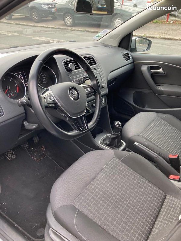 Polo Volkswagen TDI Bluemotion (image 2)