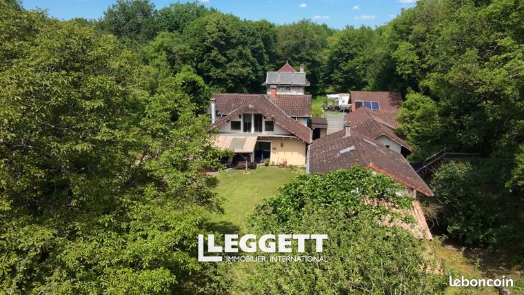 Maison 11 pièces 190 m²