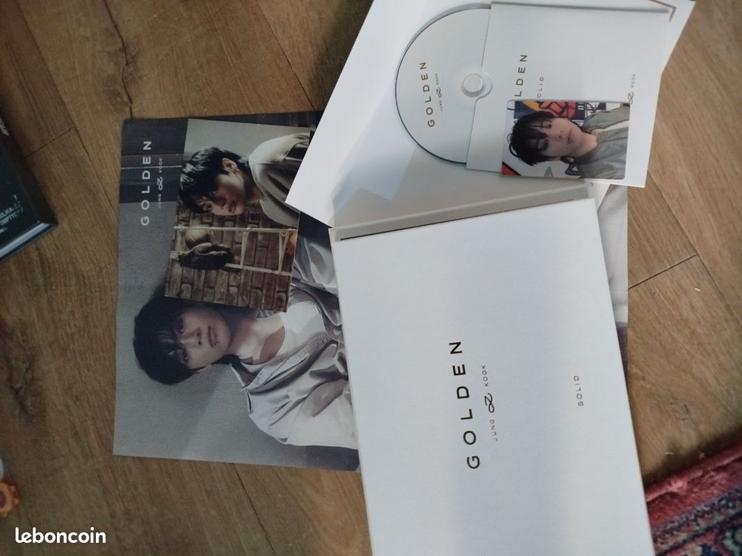 Gros lot albums, peluches etc. BTS (image 10)