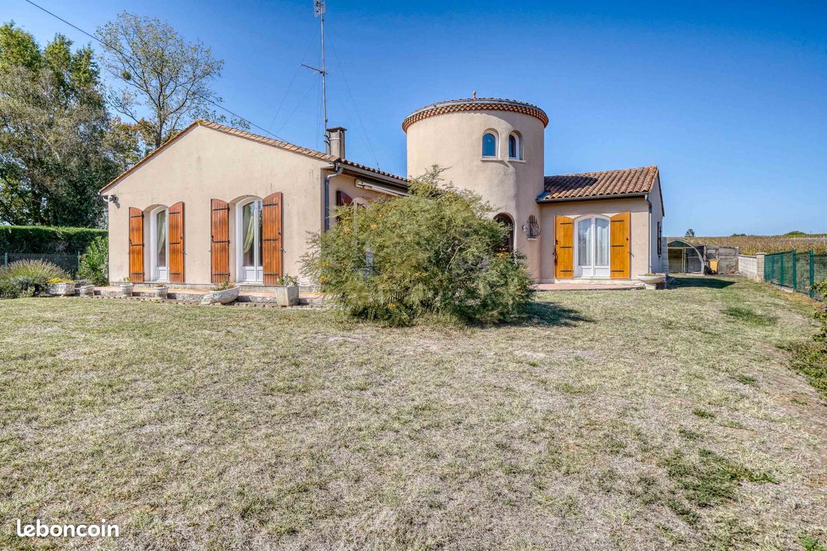 Maison 6 pièces 171 m² · à Val-de-Livenne · 171 m² · 215 500 €