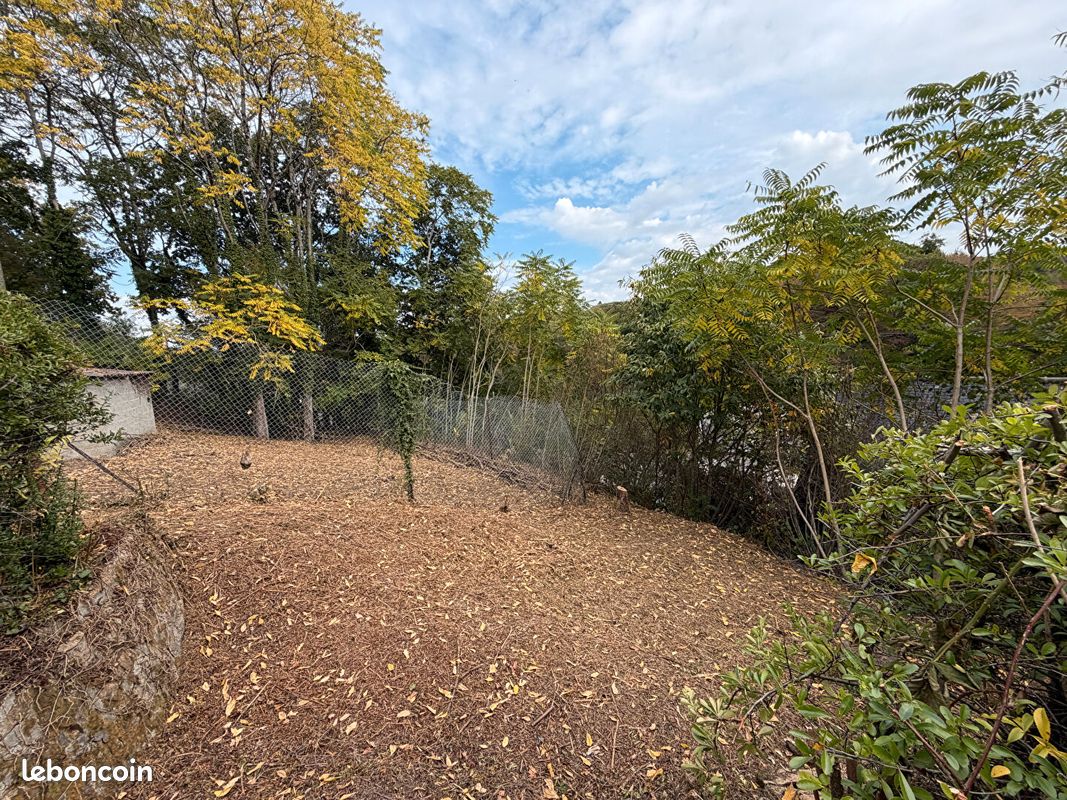 Terrain 732 m² · à Quimperlé · 732 m² · 65 000 €