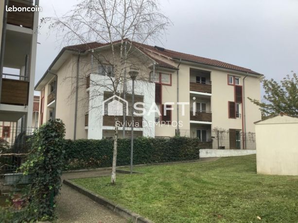 https://img.leboncoin.fr/api/v1/lbcpb1/images/bf/16/6e/bf166ea23c3b1e969e12972afd9ab0db9a5b15e5.jpg?rule=ad-image