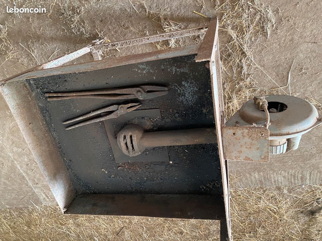 Forge a ventilateur électrique (image 4)