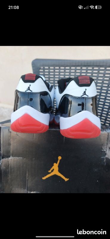 Paire basket Jordan 11 low (image 2)