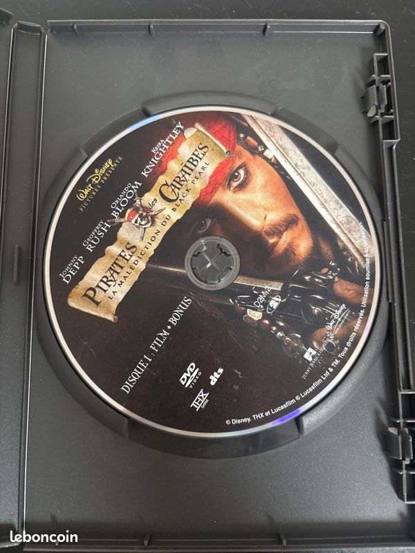 Pirates des Caraïbes DVD (image 2)