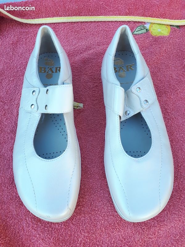 Chaussures Femme Confortables Cuir Blanc Ou Noir - Derbies Plates Décontractées Semelle Caoutchouc