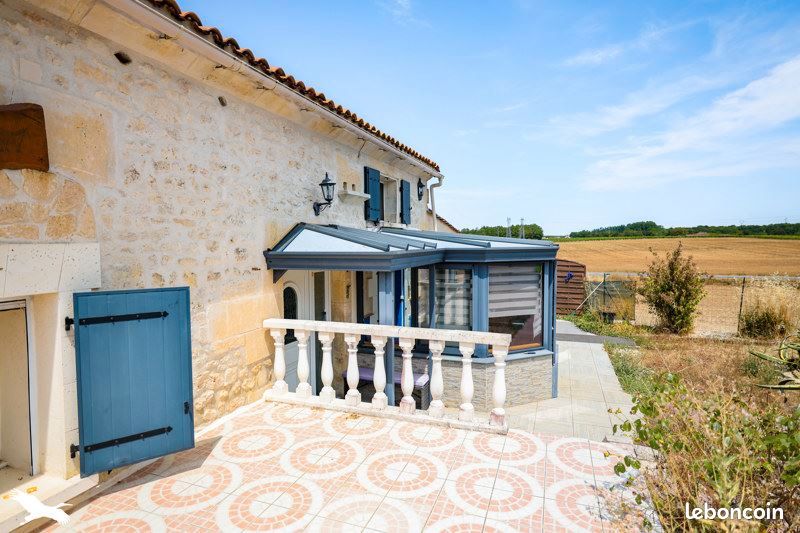 Maison 3 pièces 135 m² · à Châteauneuf-sur-Charente · 135 m² · 176 484 €