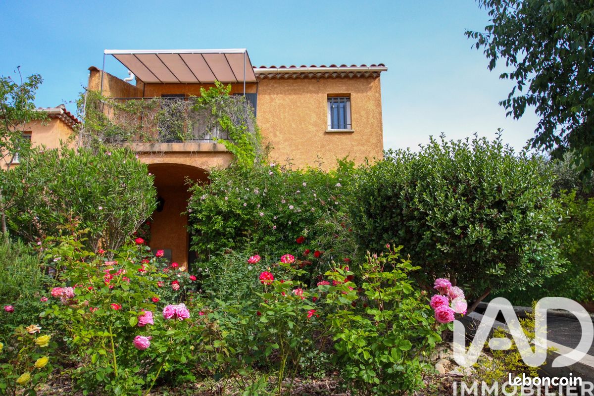 Maison 4 pièces 83 m² · à Nîmes · 83 m² · 240 000 €
