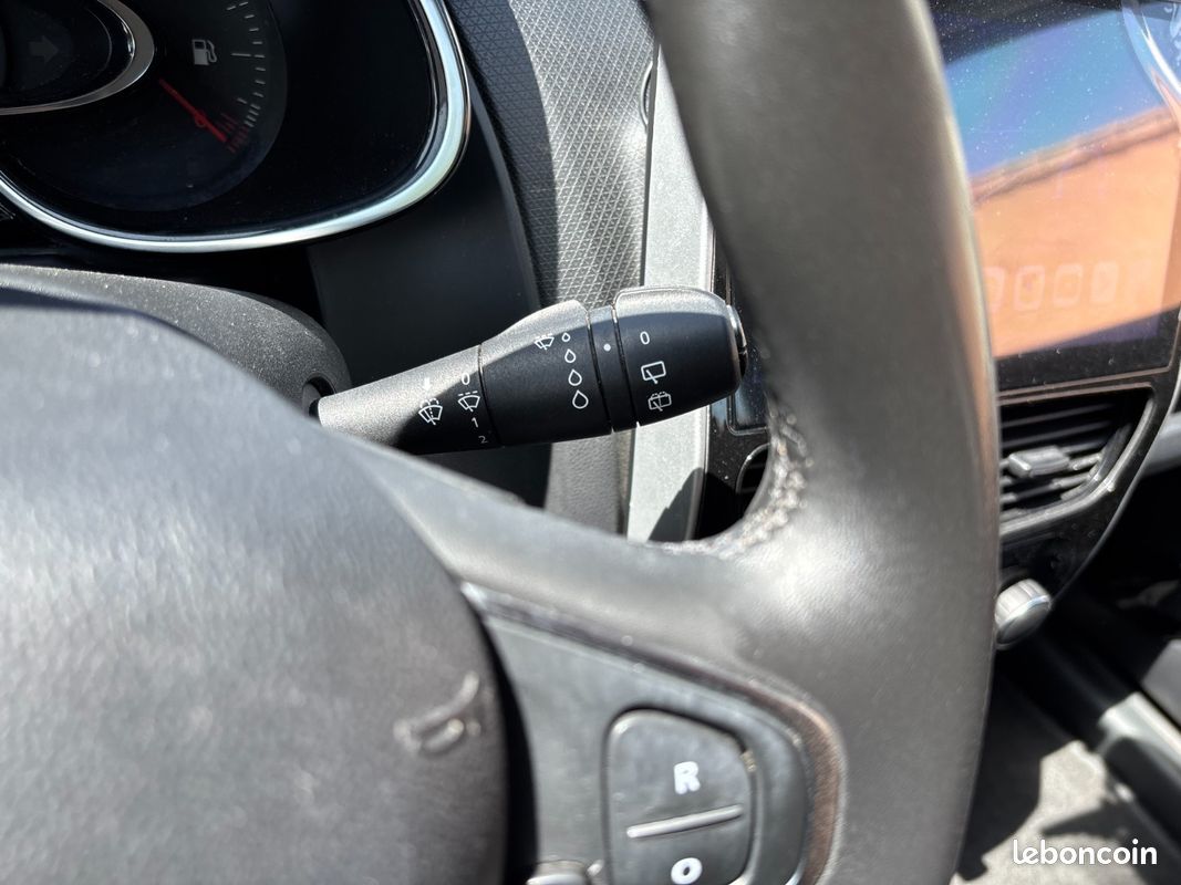 Renault Clio 4 1.5 DCI 90 CH ENERGY BUSINESS ECO2 - DISTRIB OK + EMBRAYAGE OK + AMORTISSEURS OK (image 15)