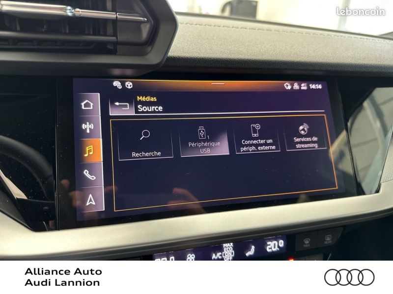Audi A3 Sportback 40 TFSI e 204ch S line S tronic 6 (image 14)
