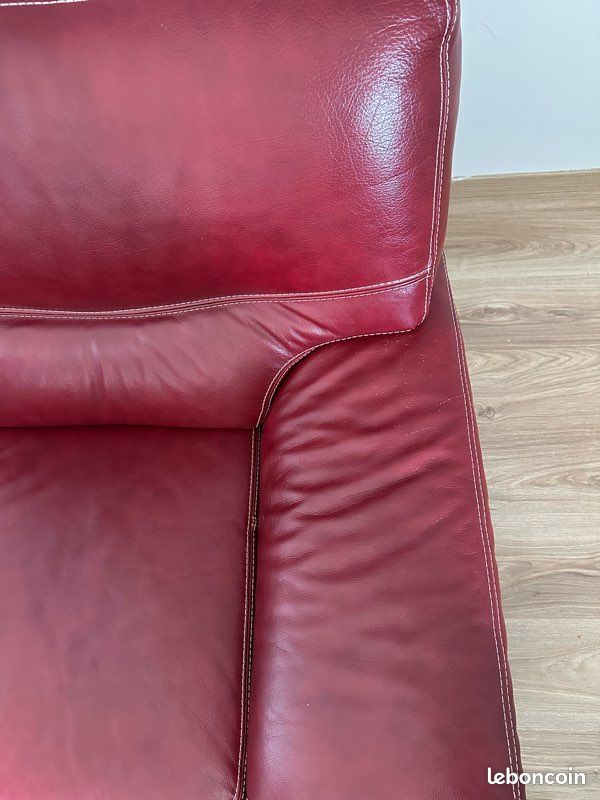 Canapé cuir rouge très bon état et confortable (image 4)