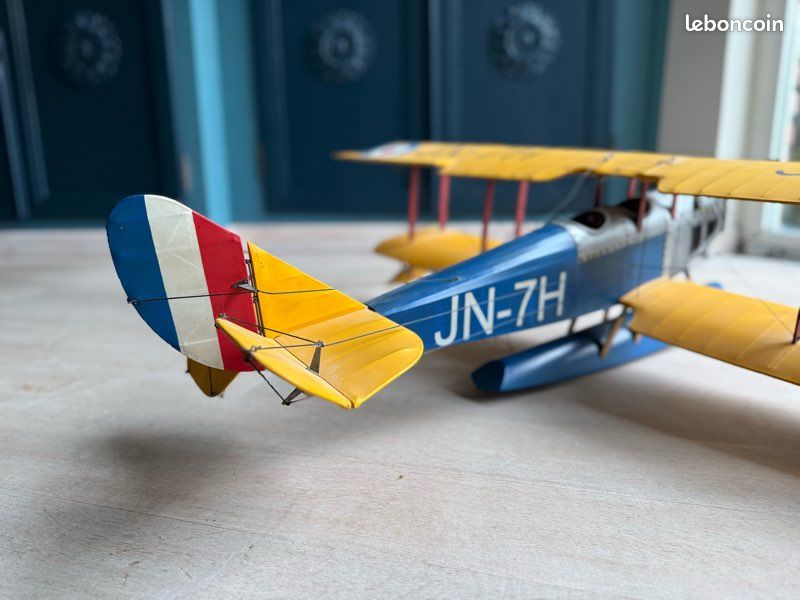 Grande maquette hydravion biplan (image 6)