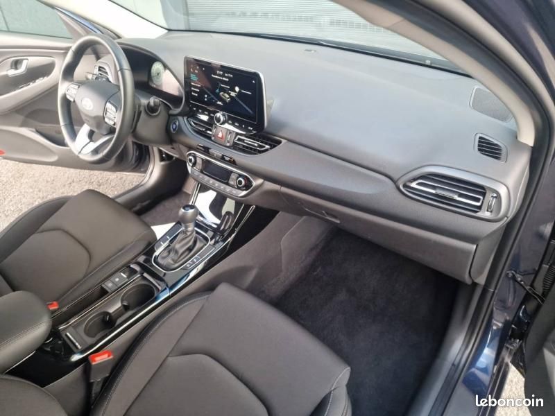 Hyundai i30 SW 1.0 T-GDi 100ch Creative DCT-7 (image 11)