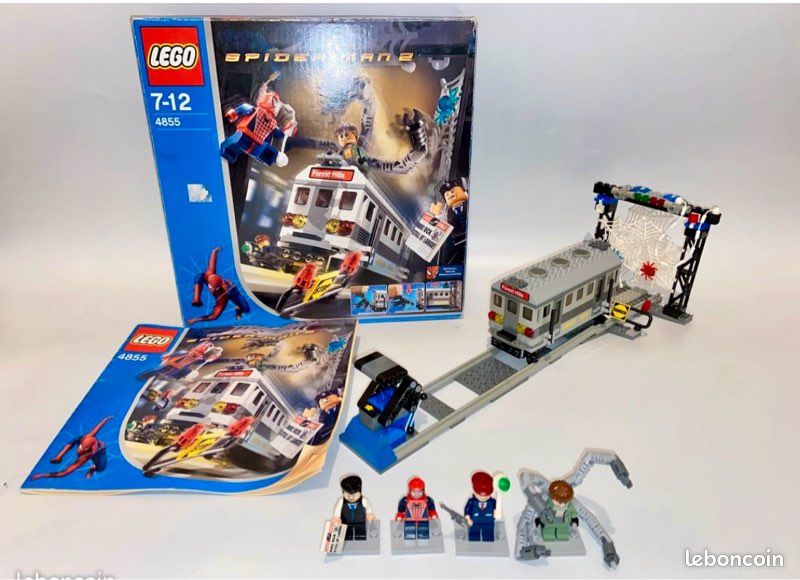 Lego 4855 Spider-Man 2 Spider-Man's Rescue de Train . Complet .Set de collection (image 2)
