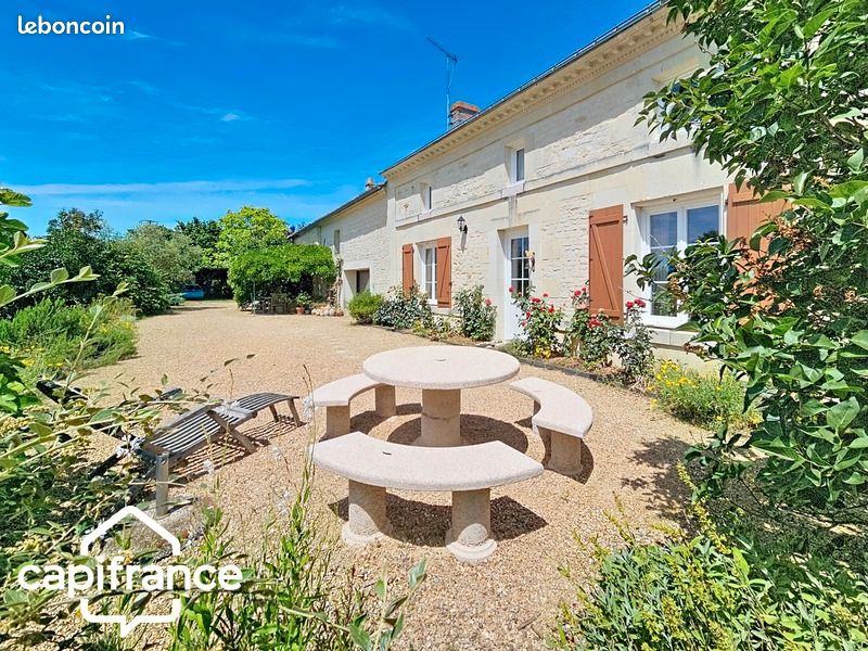 Maison 7 pièces 195 m² · à Saint-Martin-de-Sanzay · 195 m² · 226 000 €