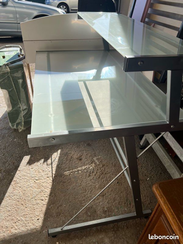 Bureau en verre (image 5)