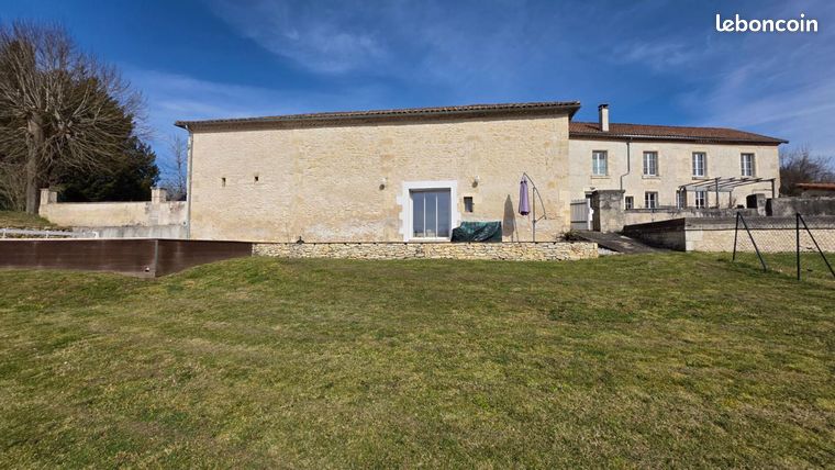 Maison 11 pièces 295 m²