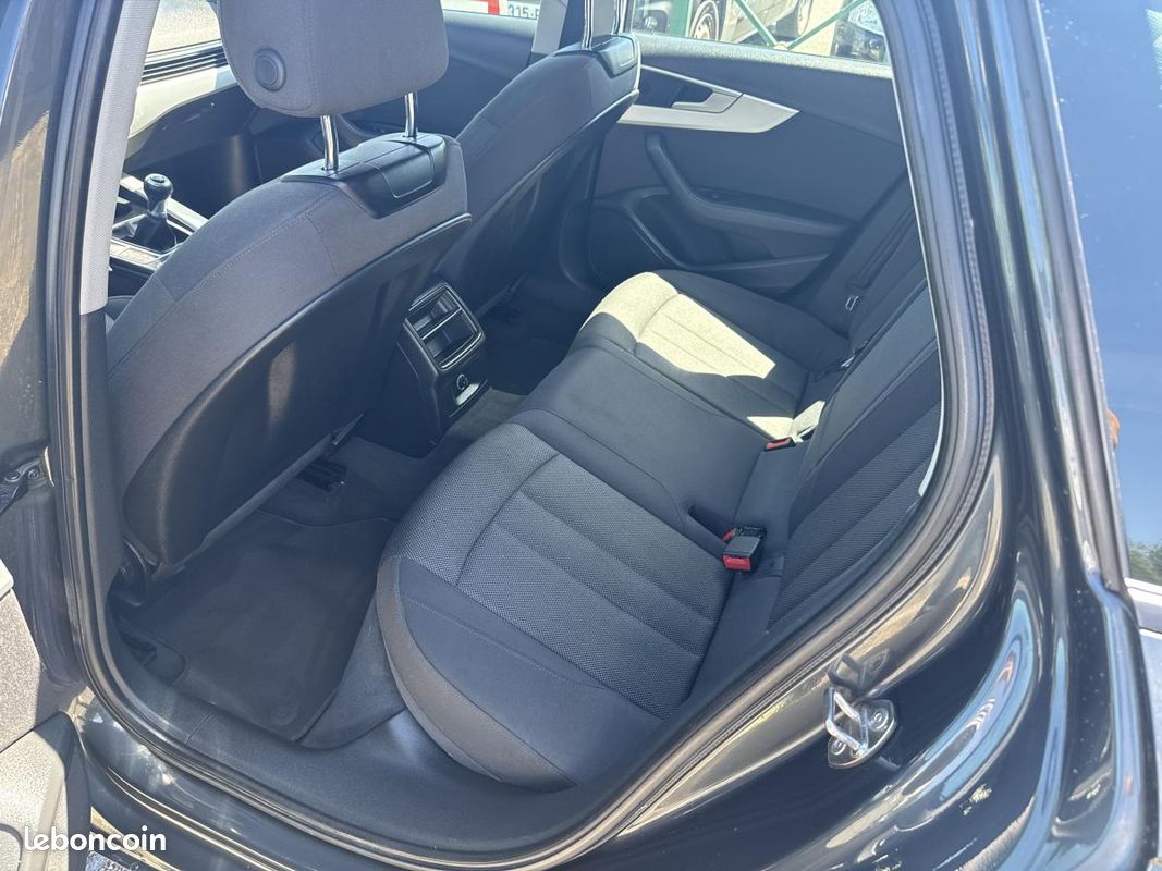 AUDI A4 Avant 2.0 TDI Ultra - 190 AVANT BREAK Business line (image 14)