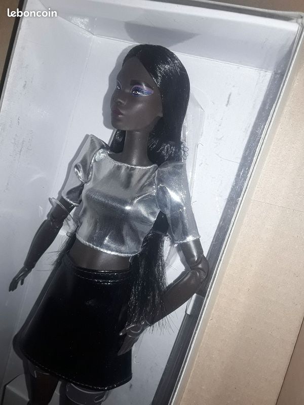 Barbie Signature Looks 10 Poupée Collector Collection NEUVE NRFB (image 4)