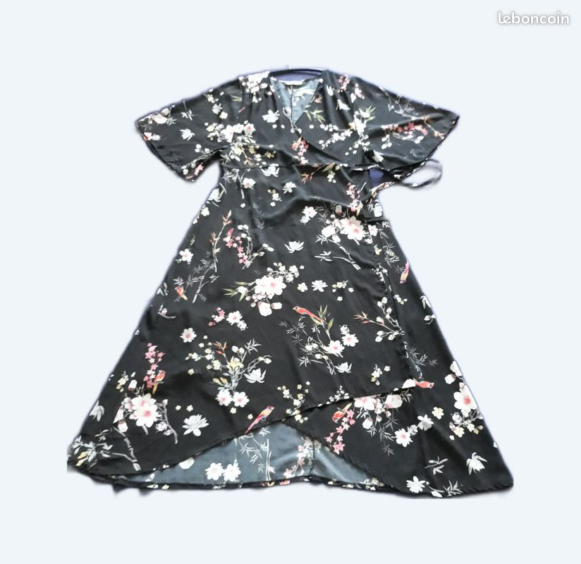 Robe asymétrique portefeuille noire fleurs cache cache t 40 neuve (image 1)