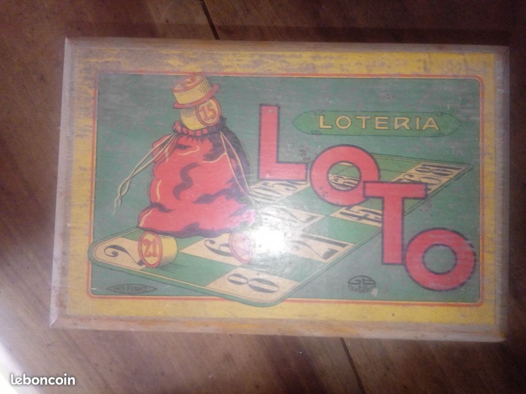 Ancien jeu de loto vintage rétro, jeu de société traditionnel pour