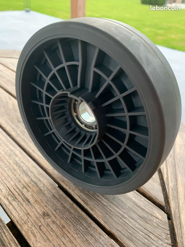 Lot de 100 roues neuves Steinco jamais servies (image 1)