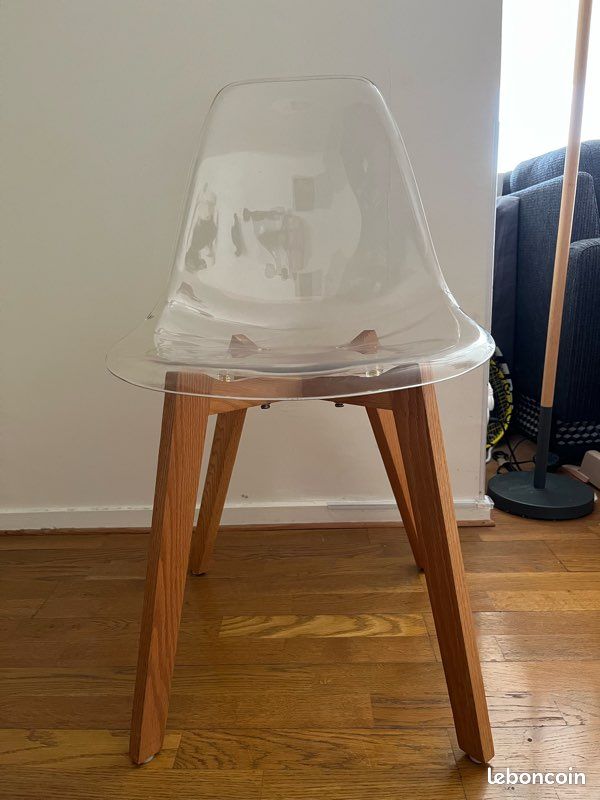 Chaise transparente Maisons du Monde (image 1)