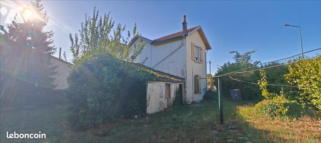 Maison 6 pièces 129 m² · à Besançon · 129 m² · 150 000 €