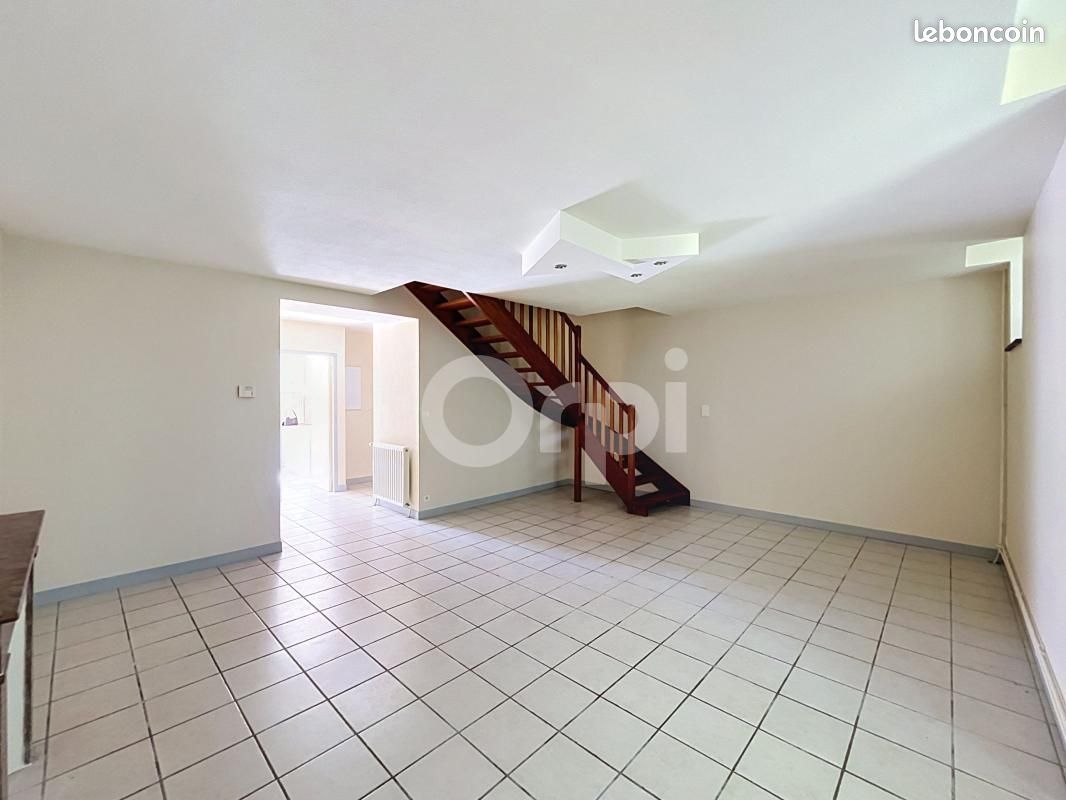 Appartement 4 pièces 100 m² · à Nailhac · 100 m² · 570 €/mois