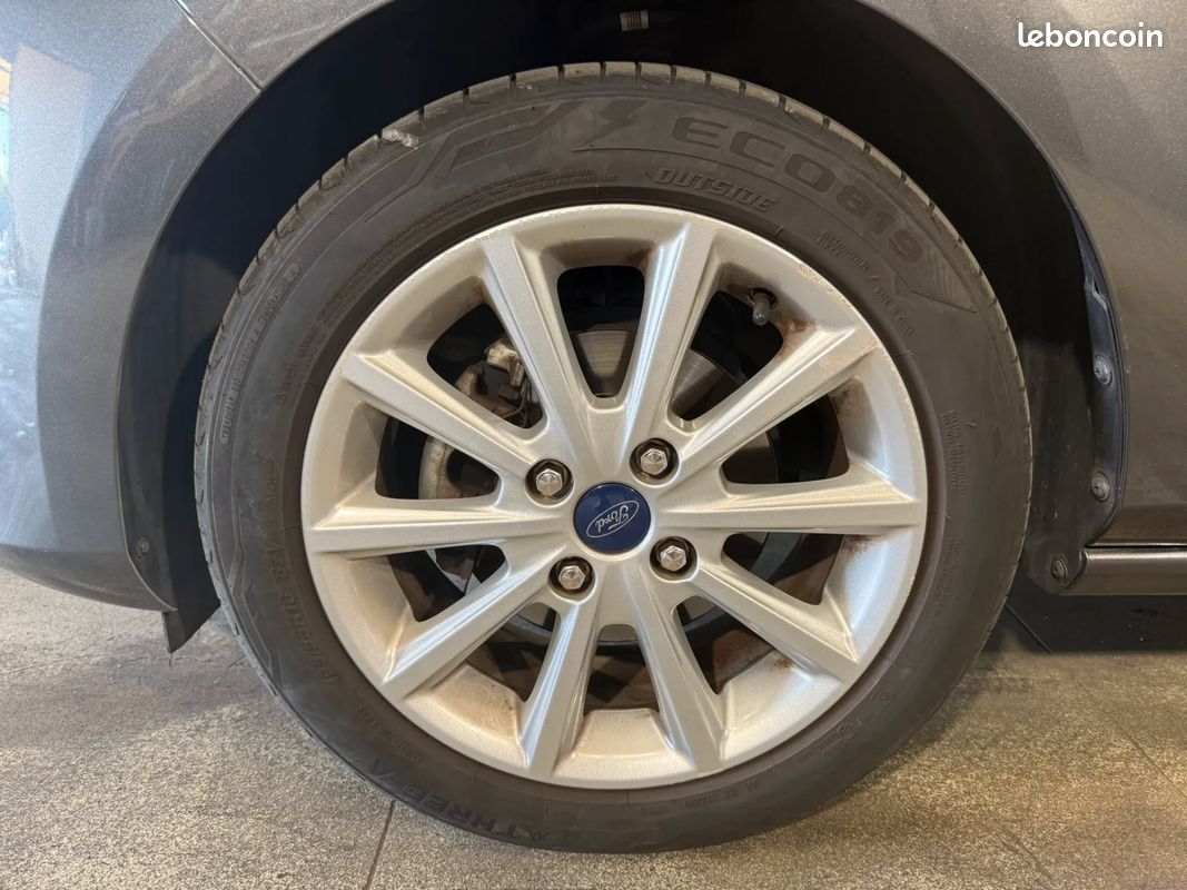 FORD Fiesta 1.0 100ch Titanium - 2019 - Suivi complet - CARPLAY - Bon état général (image 33)