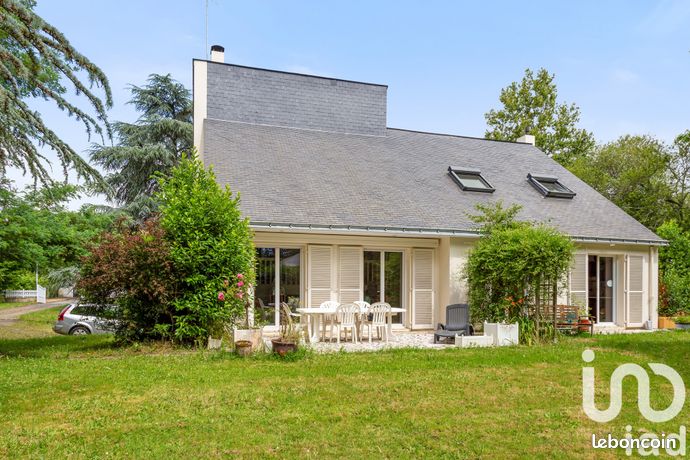 Maison 8 pièces 174 m²