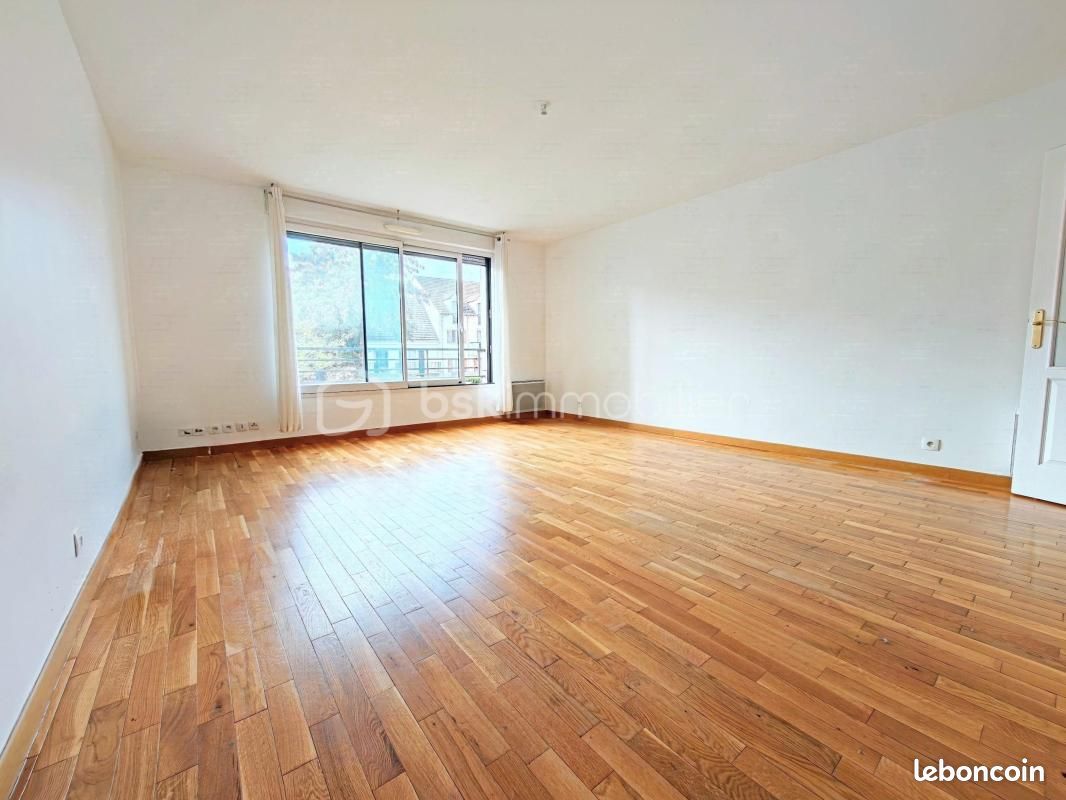 Appartement 3 pièces 71 m² · à Saint-Cyr-l'École · 71 m² · 336 000 €
