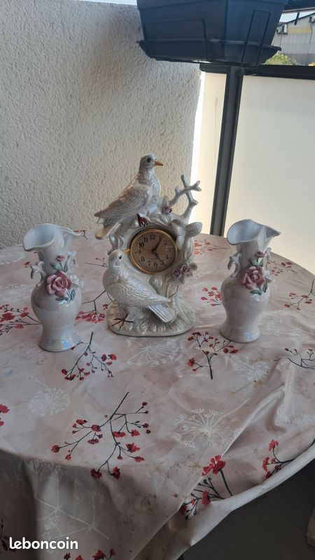 Décoratif on montre +2 vases (image 1)