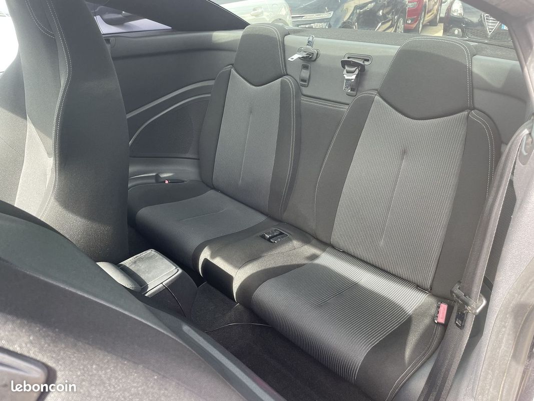 Peugeot RCZ 1.6 THP 16V 156CH A VENDRE POUR PROFESSIONNEL (image 9)