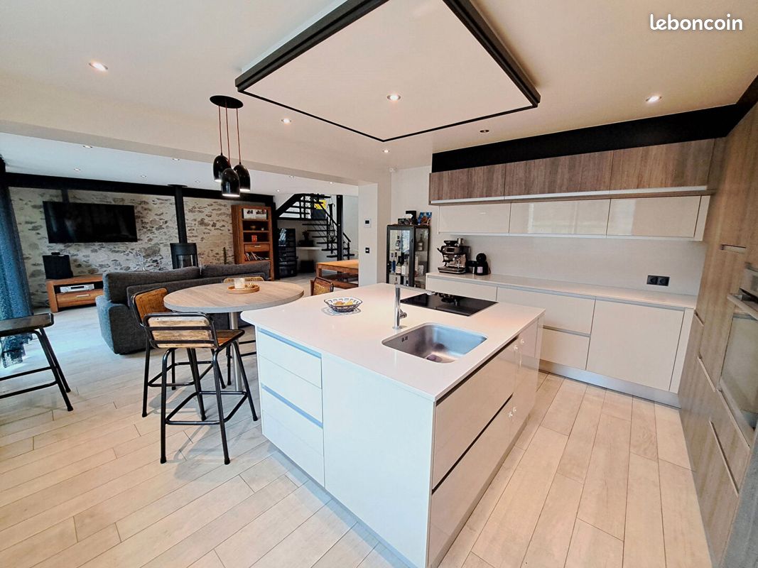 Maison 7 pièces 173 m² · à Le Châtelet-en-Brie · 173 m² · 399 000 €